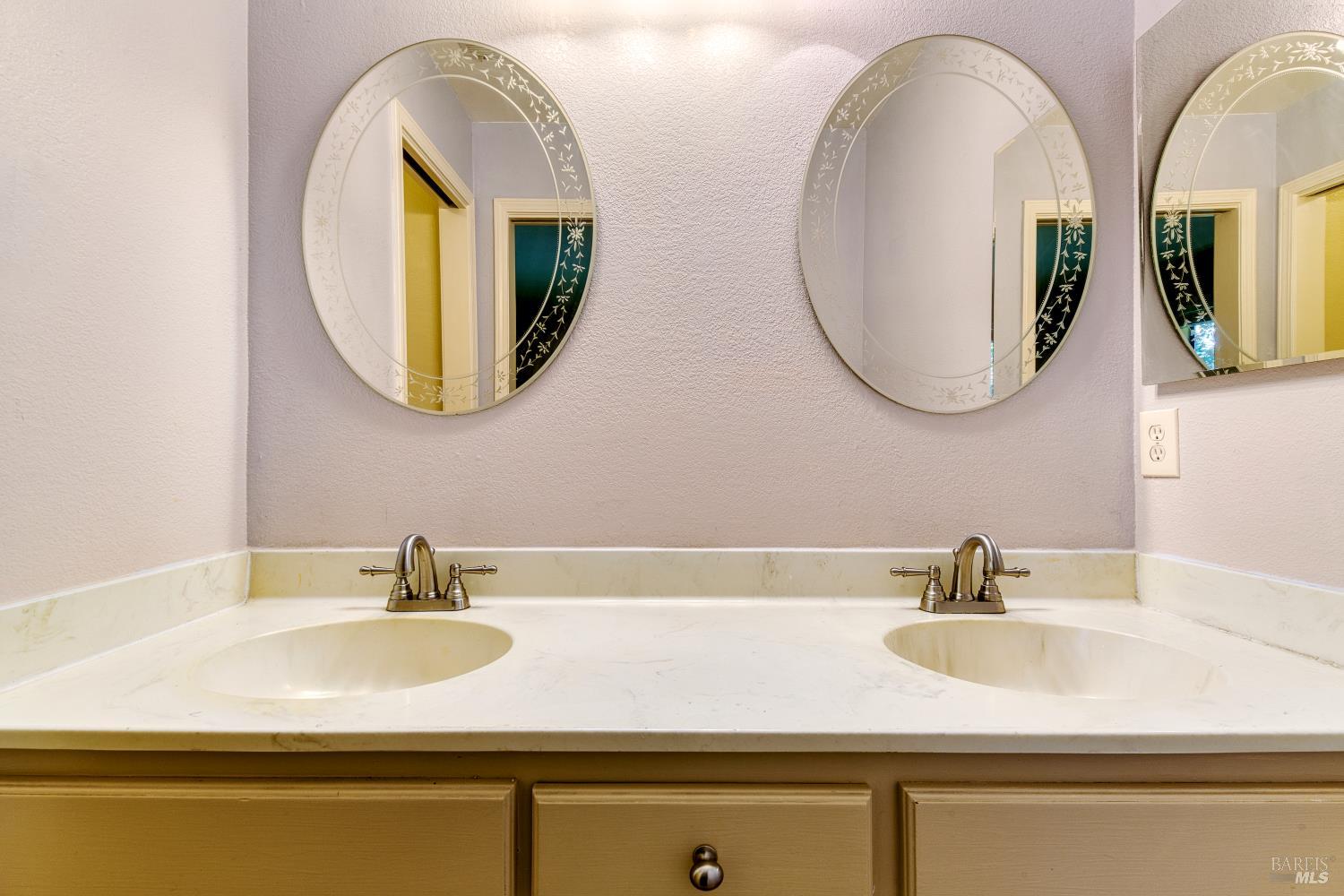 Detail Gallery Image 21 of 26 For 122 Posada Del Sol Unkn, Novato,  CA 94949 - 2 Beds | 2 Baths