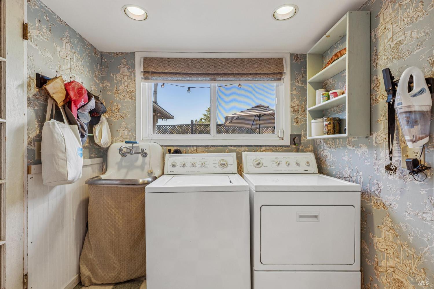 Detail Gallery Image 29 of 51 For 770 Eucalyptus Ave, Novato,  CA 94947 - 3 Beds | 2 Baths