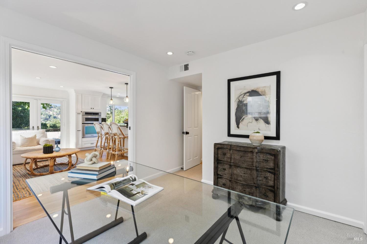 Detail Gallery Image 27 of 58 For 467 Cedar Hill Dr, San Rafael,  CA 94903 - 5 Beds | 3 Baths
