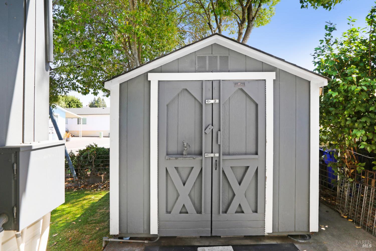 Detail Gallery Image 3 of 22 For 236 Reed Cir, Napa,  CA 94558 - 2 Beds | 2 Baths