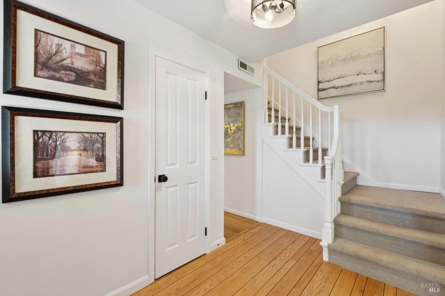 Detail Gallery Image 28 of 58 For 467 Cedar Hill Dr, San Rafael,  CA 94903 - 5 Beds | 3 Baths