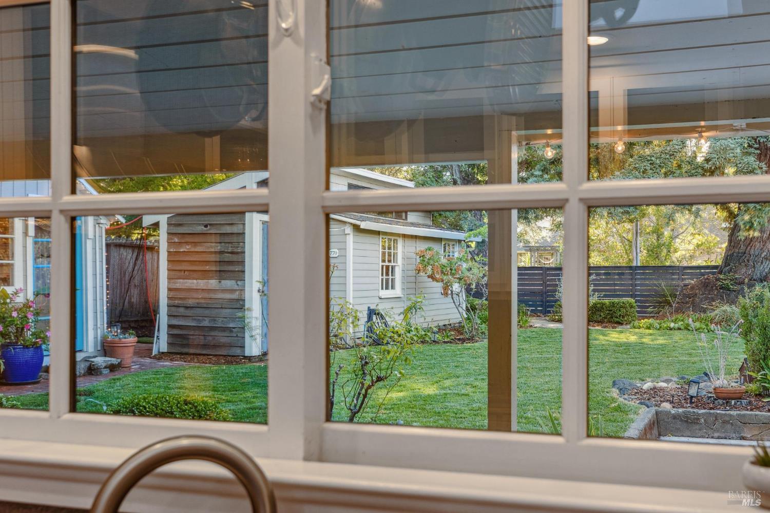 Detail Gallery Image 19 of 51 For 770 Eucalyptus Ave, Novato,  CA 94947 - 3 Beds | 2 Baths