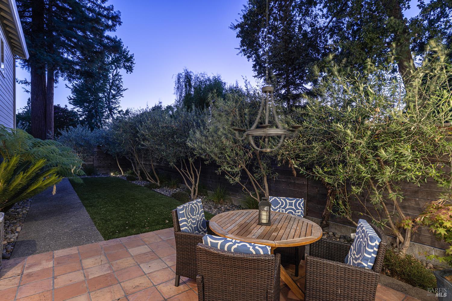 Detail Gallery Image 52 of 63 For 12 Nicholas Ct, Napa,  CA 94558 - 3 Beds | 2/1 Baths