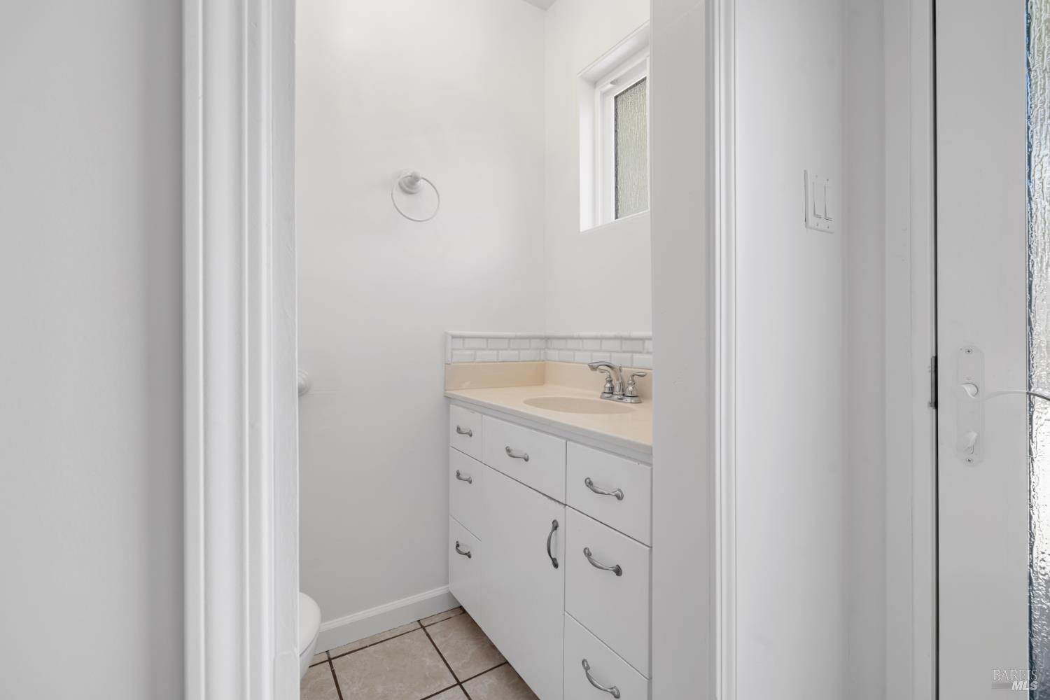 Detail Gallery Image 25 of 43 For 3767 Texas Dr, Santa Rosa,  CA 95405 - 3 Beds | 1/1 Baths