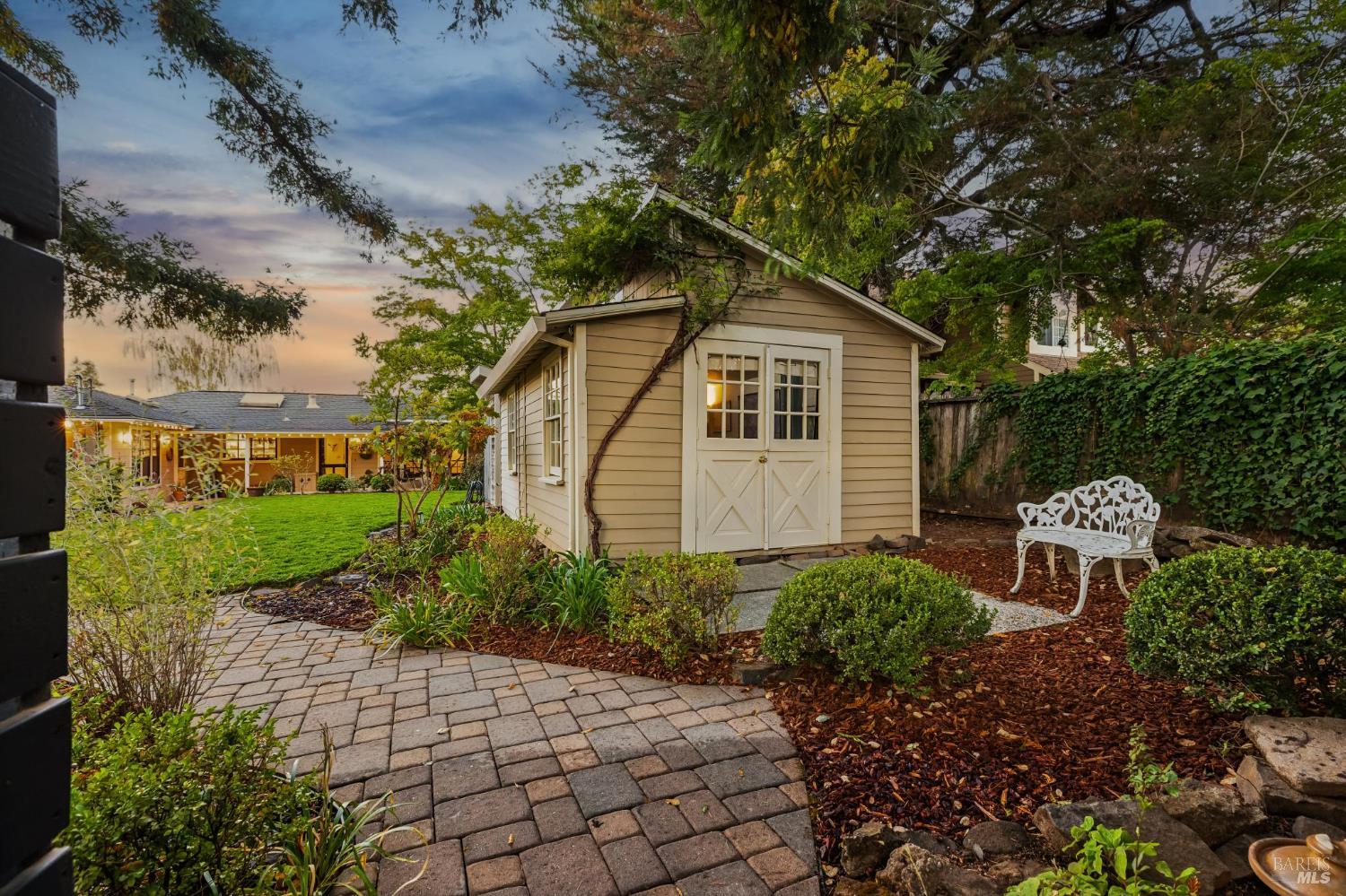 Detail Gallery Image 46 of 51 For 770 Eucalyptus Ave, Novato,  CA 94947 - 3 Beds | 2 Baths