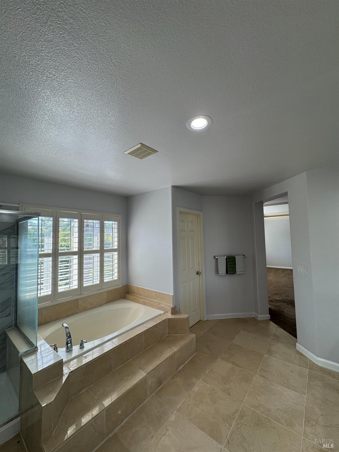 Detail Gallery Image 53 of 58 For 3330 Harbor Moon Ct, Vallejo,  CA 94591 - 5 Beds | 3 Baths