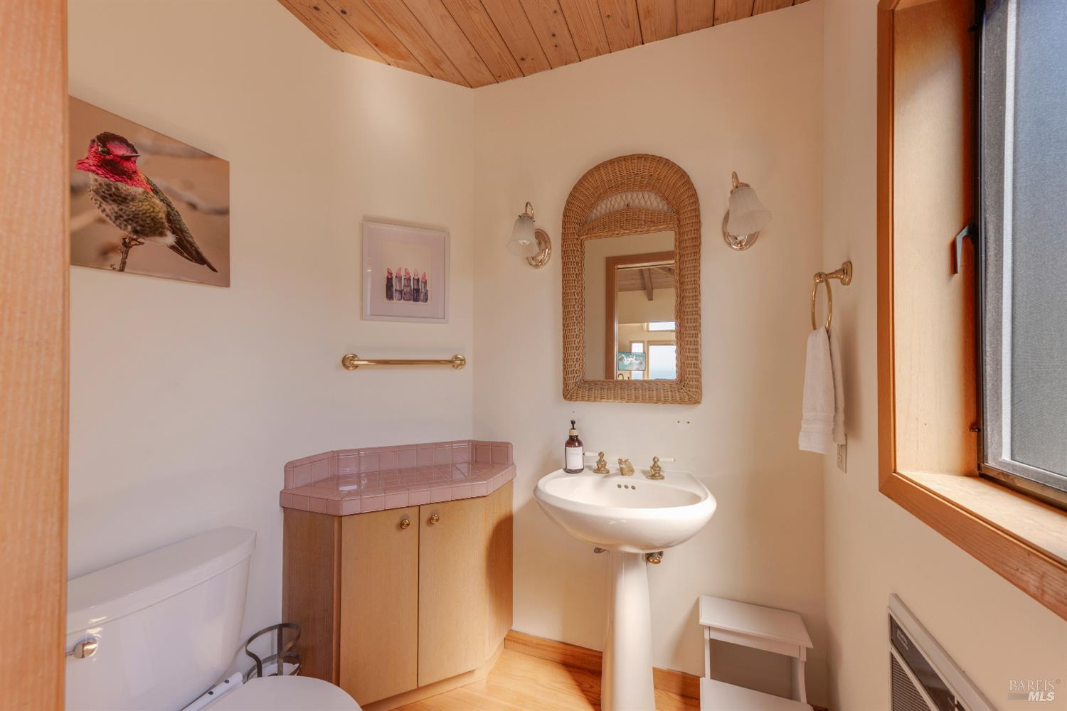 Detail Gallery Image 47 of 59 For 1011 Sea Eagle Loop, Bodega Bay,  CA 94923 - 4 Beds | 2/1 Baths