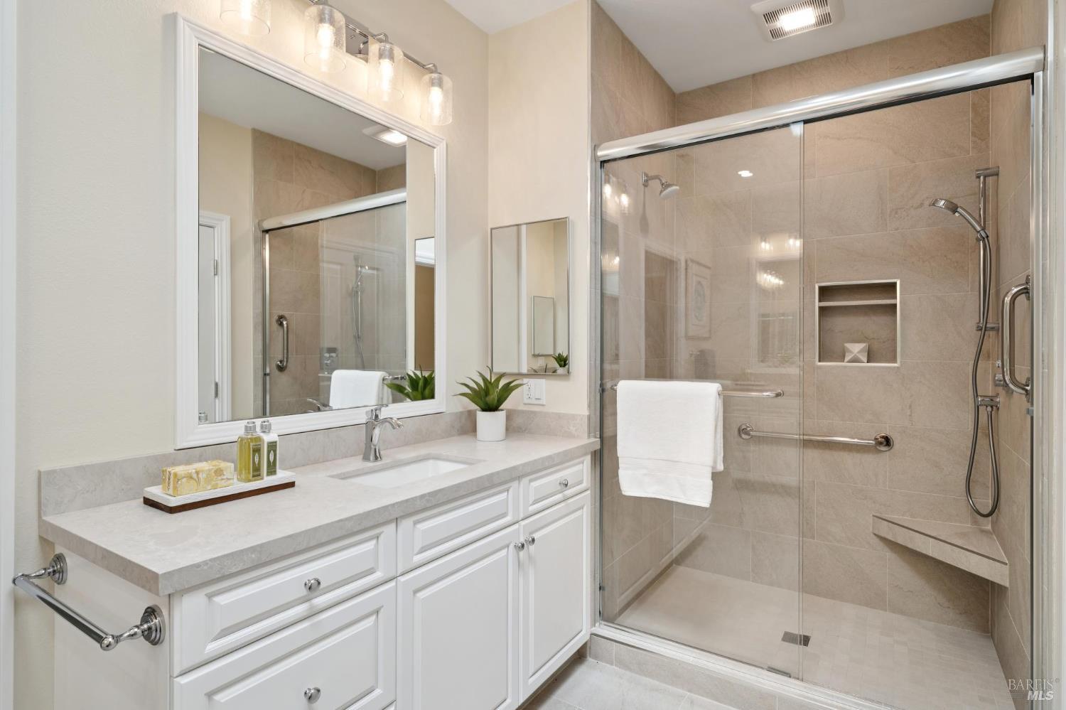 Detail Gallery Image 43 of 69 For 82 Neds Way, Tiburon,  CA 94920 - 3 Beds | 3 Baths