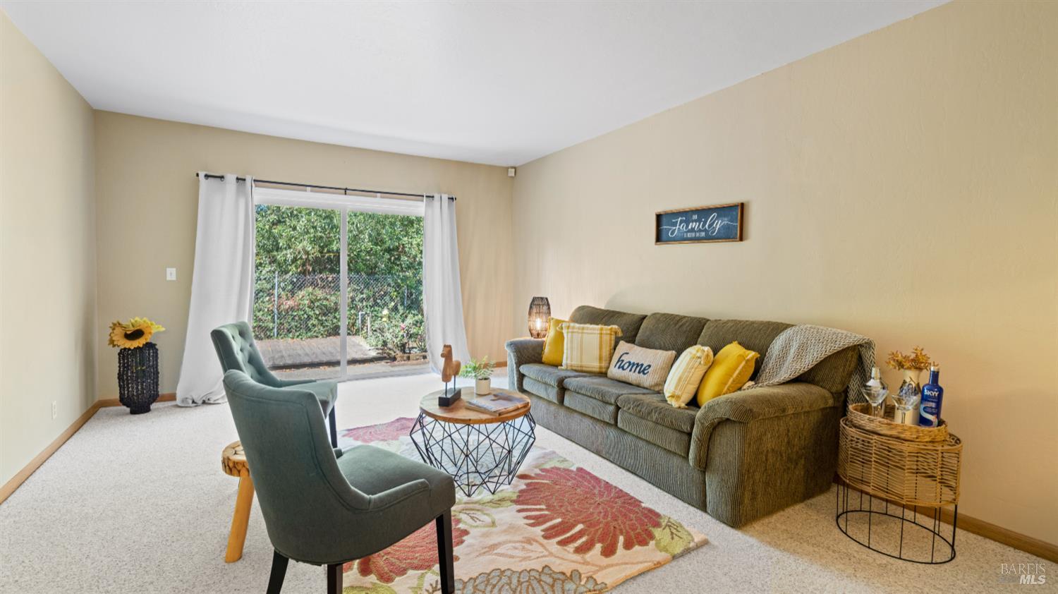 Detail Gallery Image 24 of 78 For 14 St. Paul Cir, Novato,  CA 94947 - 4 Beds | 2 Baths
