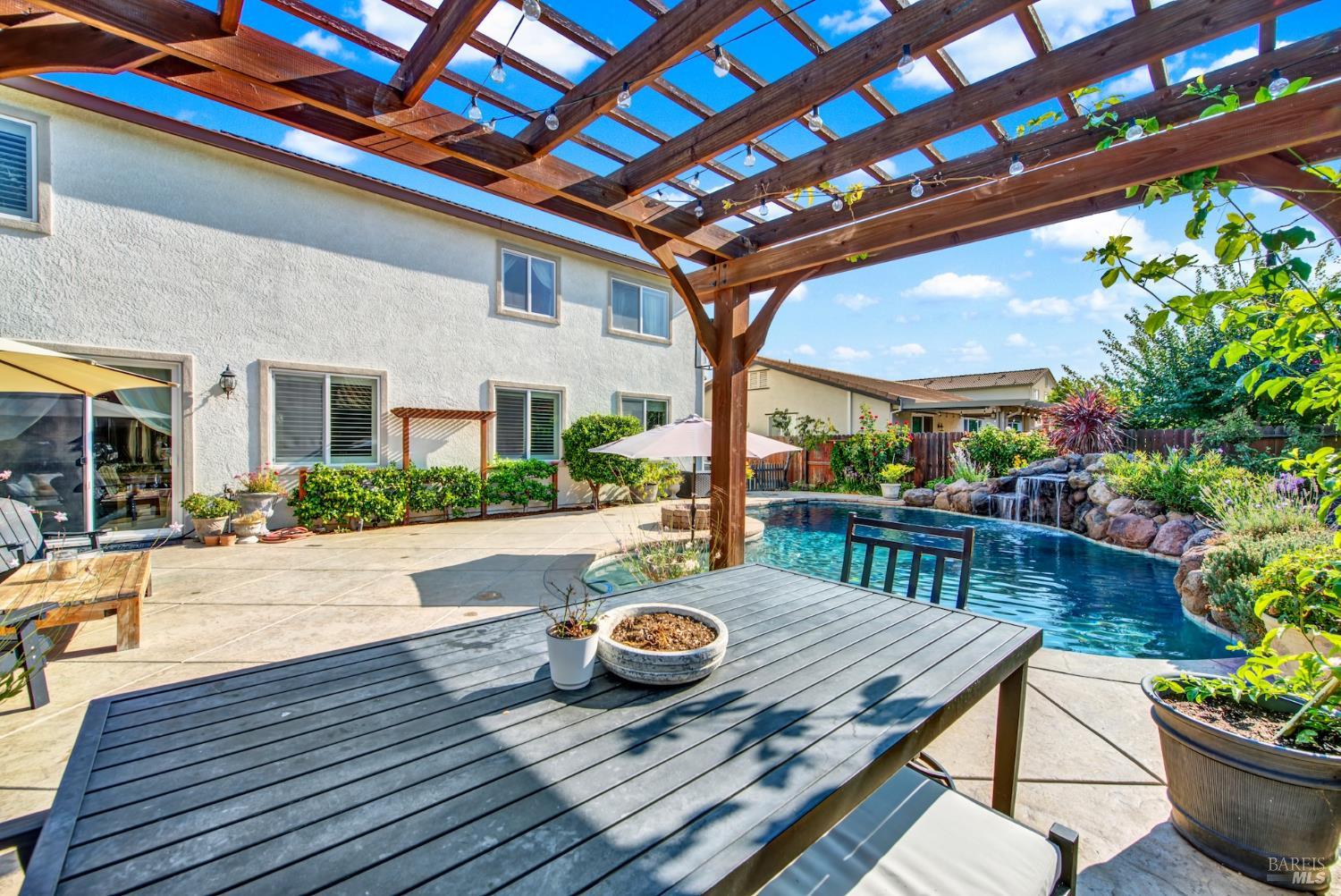 Detail Gallery Image 65 of 73 For 248 via Del Sol Unkn, Vacaville,  CA 95687 - 4 Beds | 3 Baths