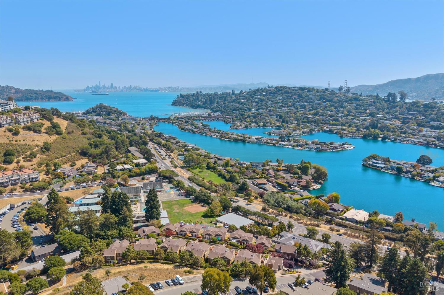 Detail Gallery Image 54 of 69 For 82 Neds Way, Tiburon,  CA 94920 - 3 Beds | 3 Baths