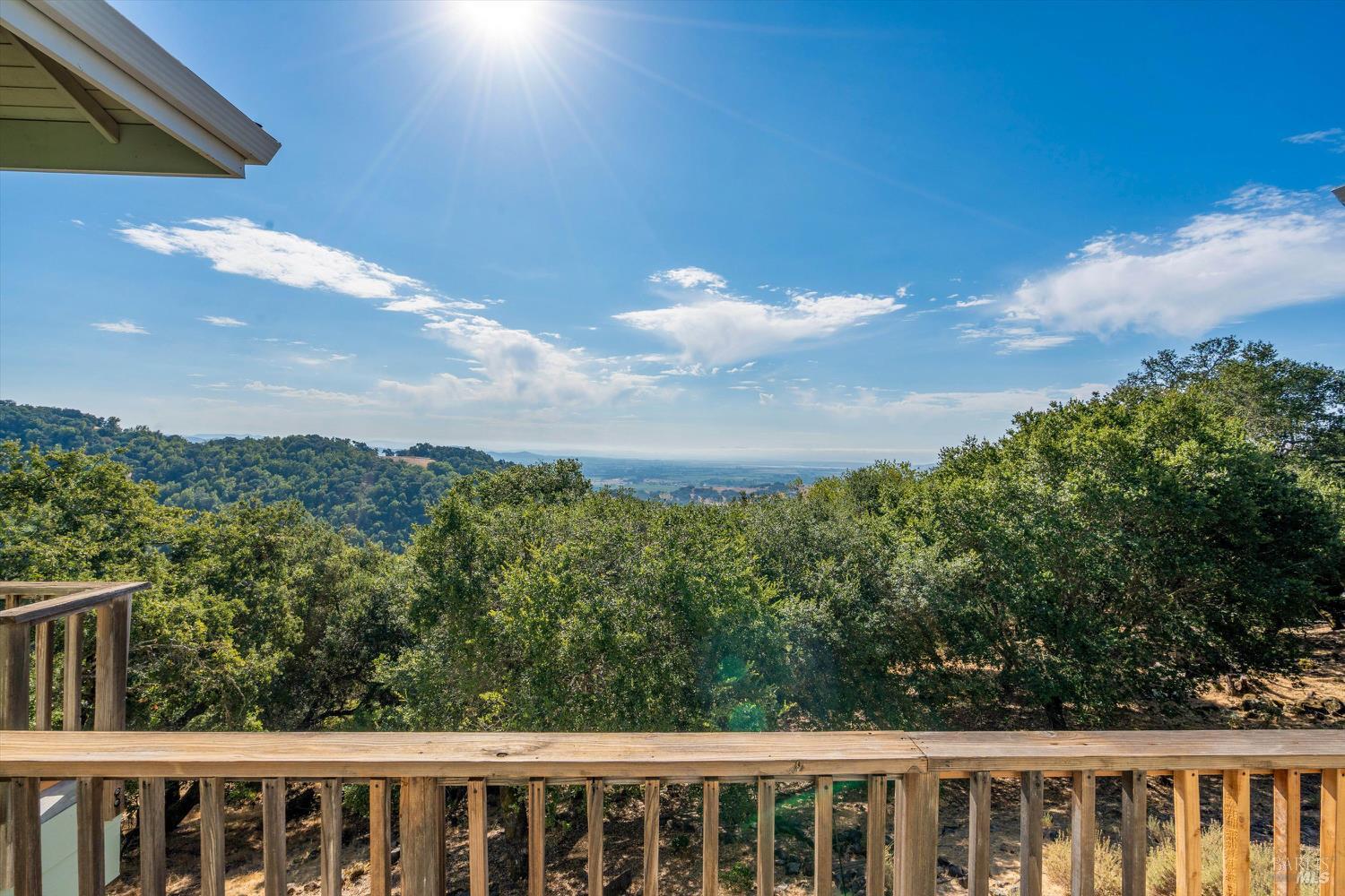 Detail Gallery Image 37 of 60 For 18782 Deer Park Dr, Sonoma,  CA 95476 - 3 Beds | 2/1 Baths