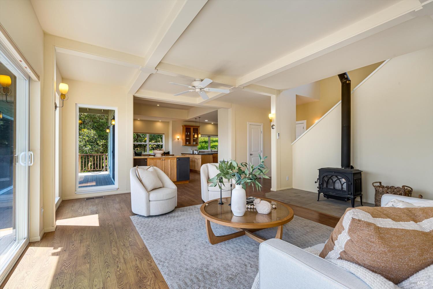 Detail Gallery Image 5 of 60 For 18782 Deer Park Dr, Sonoma,  CA 95476 - 3 Beds | 2/1 Baths