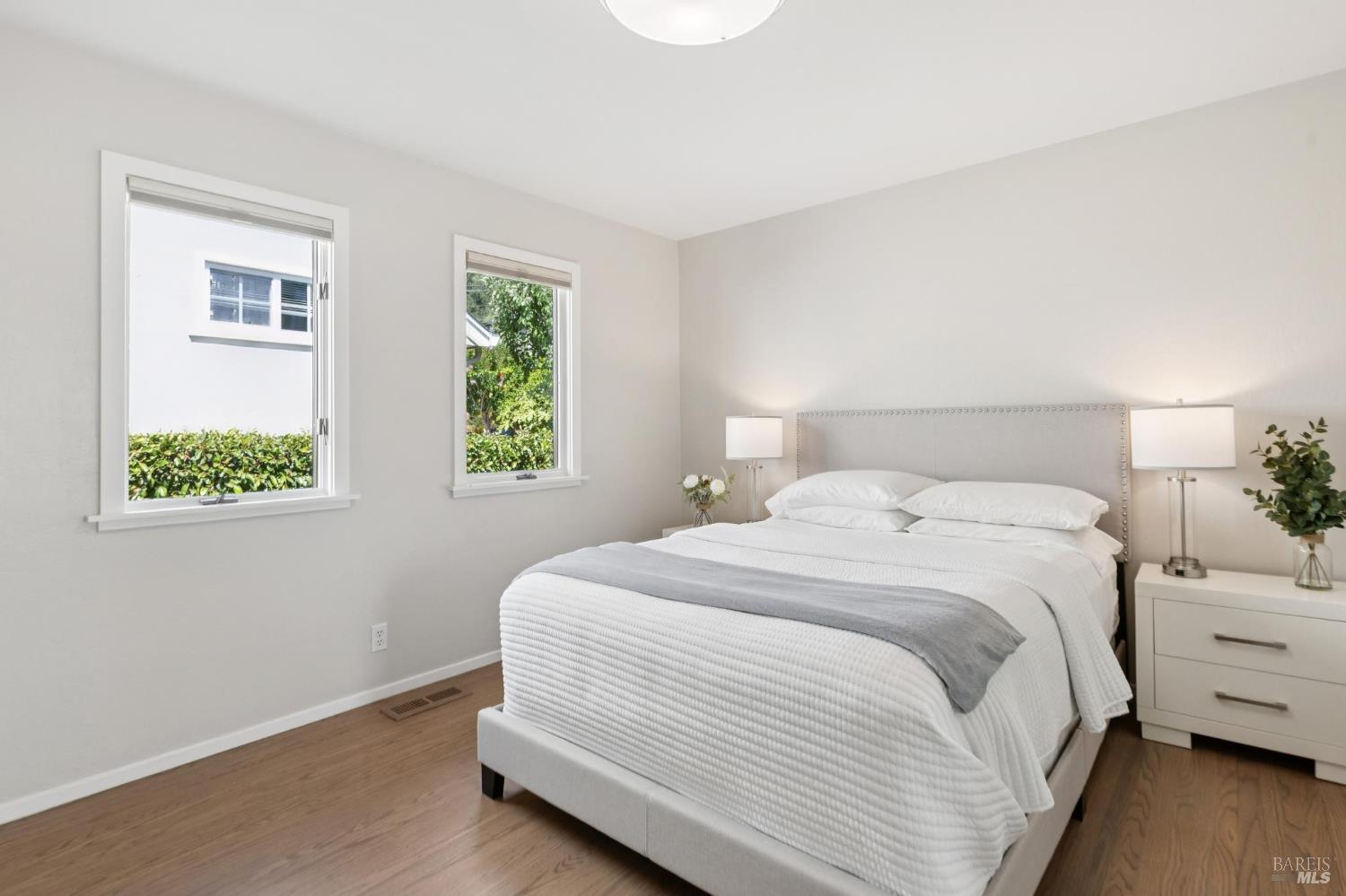 Detail Gallery Image 33 of 55 For 357 Mountain View Ave, San Rafael,  CA 94901 - 4 Beds | 2 Baths