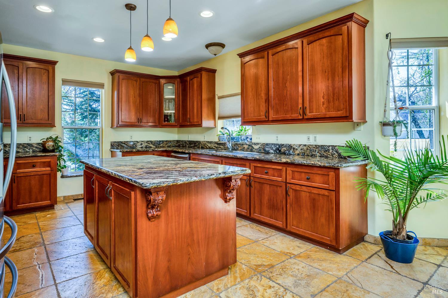 Detail Gallery Image 11 of 52 For 3125 Ranch Ct, Lakeport,  CA 95453 - 3 Beds | 2/1 Baths
