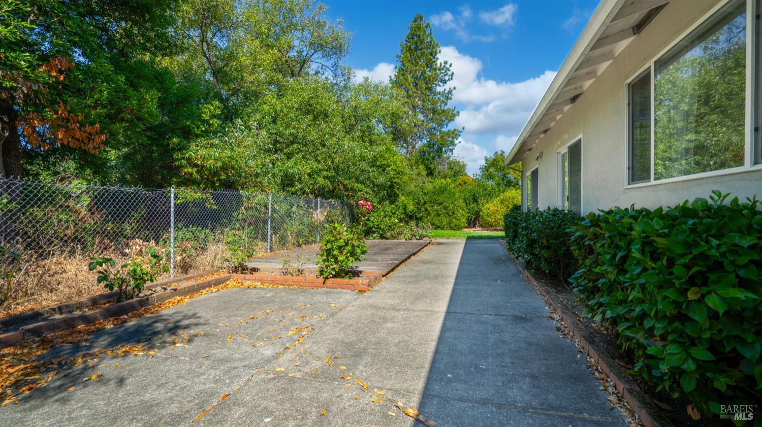 Detail Gallery Image 53 of 78 For 14 St. Paul Cir, Novato,  CA 94947 - 4 Beds | 2 Baths