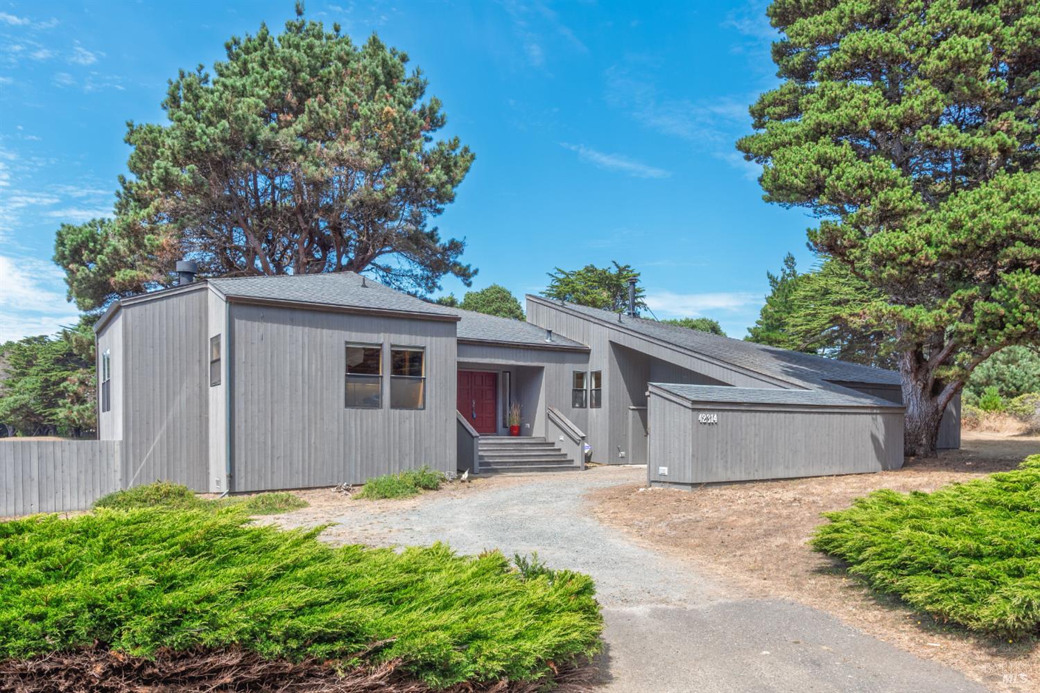 Detail Gallery Image 1 of 22 For 42314 Forecastle St, The Sea Ranch,  CA 95497 - 3 Beds | 2 Baths