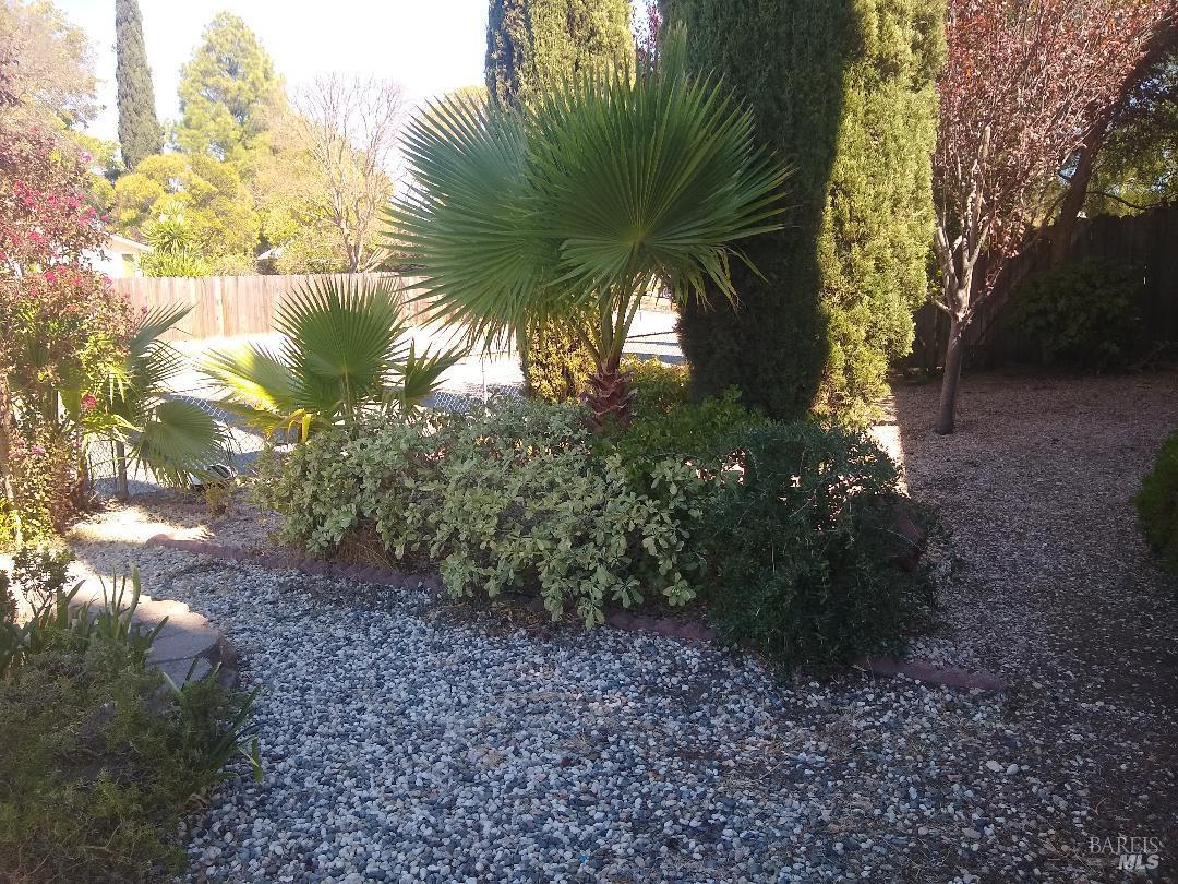 Detail Gallery Image 17 of 20 For 2092 Kingfisher Way, Fairfield,  CA 94533 - 4 Beds | 2 Baths