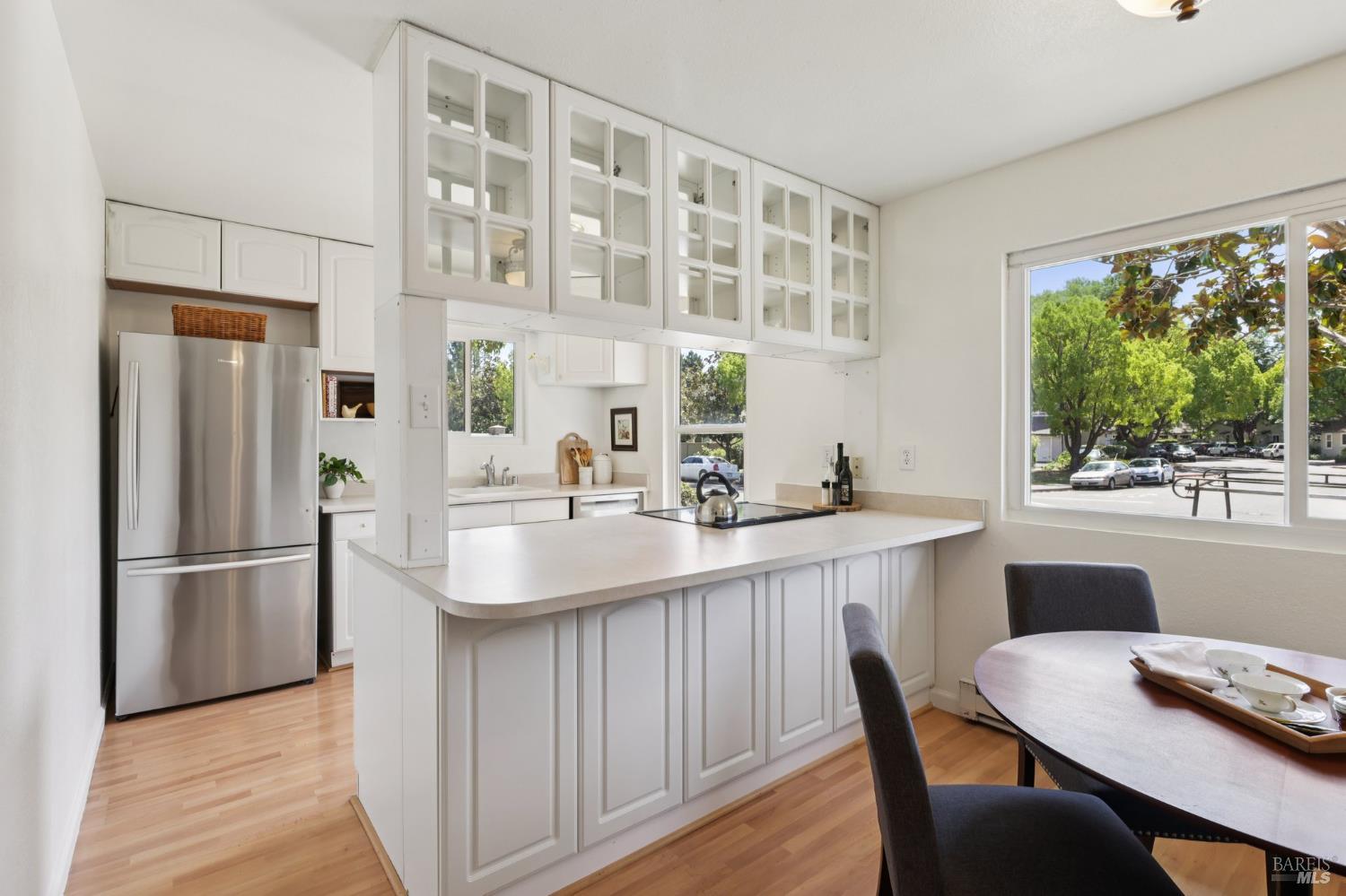 Detail Gallery Image 16 of 31 For 1068 Civic Center Dr, Rohnert Park,  CA 94928 - 2 Beds | 1/1 Baths