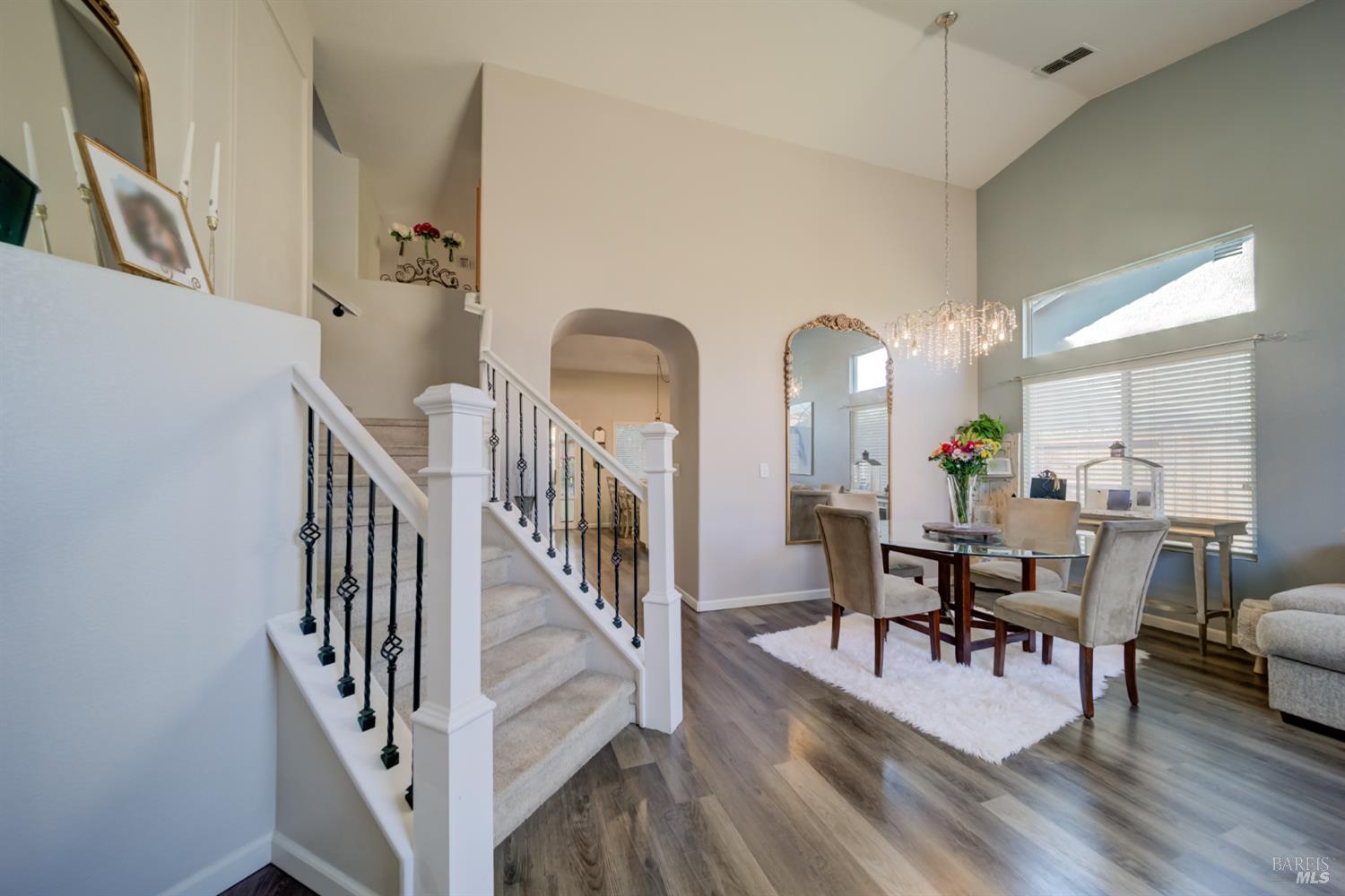 Detail Gallery Image 3 of 30 For 524 Feather River Way, Vacaville,  CA 95688 - 4 Beds | 3 Baths