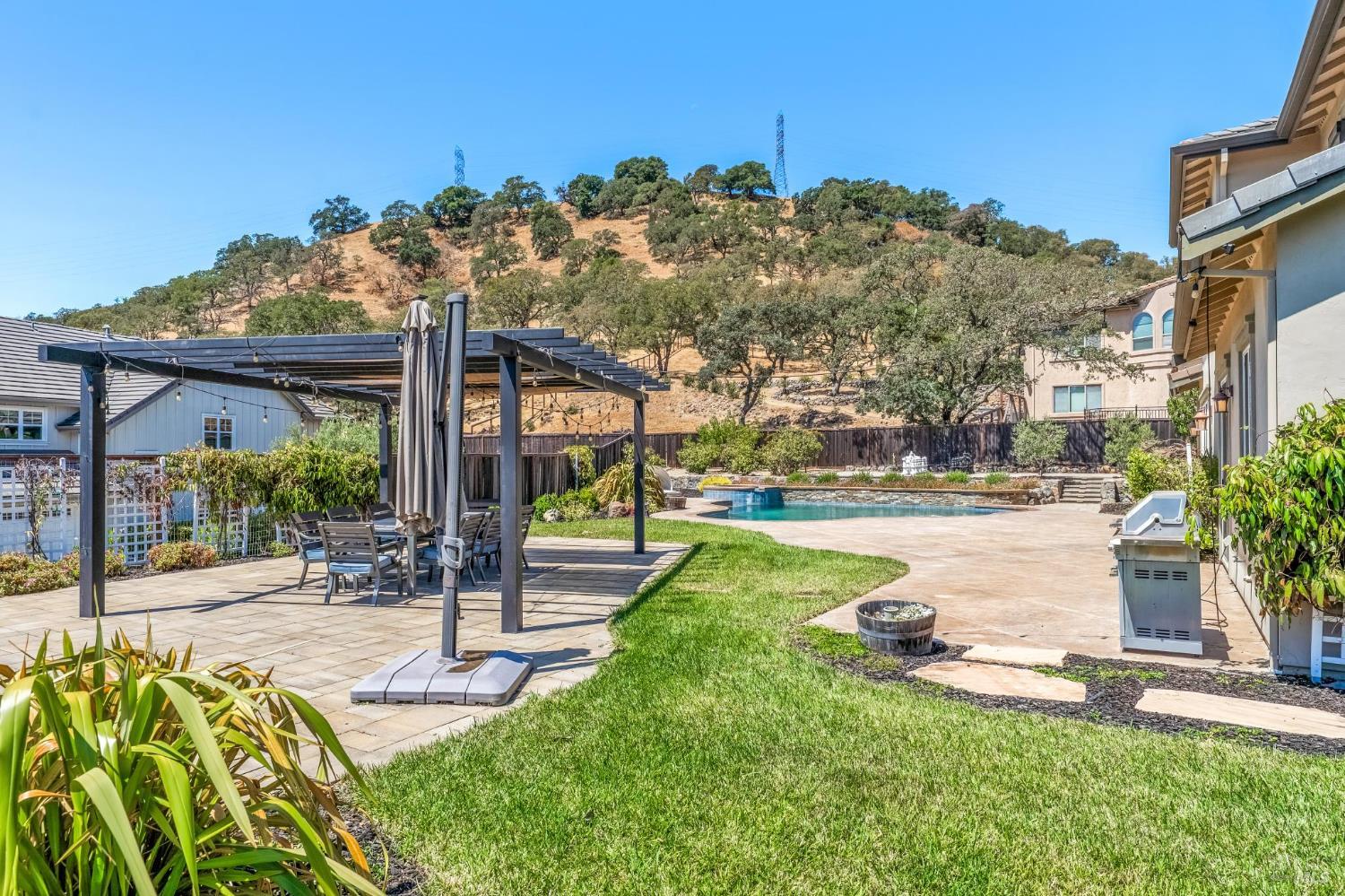 Detail Gallery Image 62 of 85 For 5320 Boulder Ridge Ct, Fairfield,  CA 94534 - 6 Beds | 5 Baths