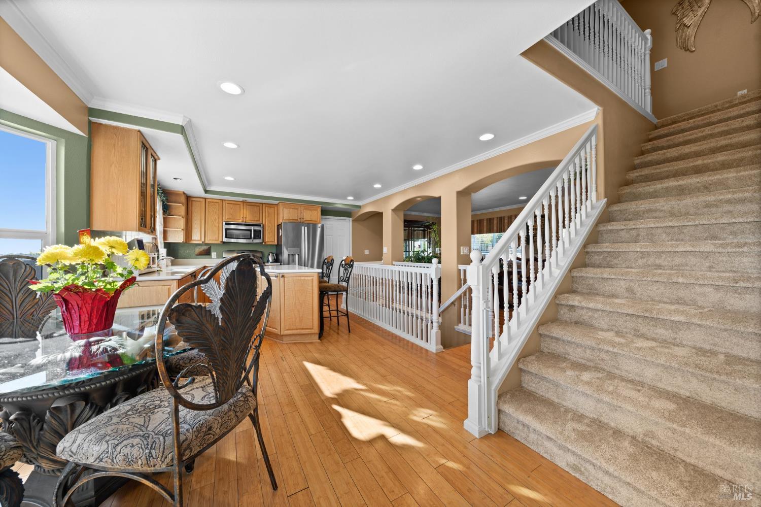 Detail Gallery Image 14 of 66 For 147 Acacia Way, Vallejo,  CA 94591 - 4 Beds | 2/1 Baths
