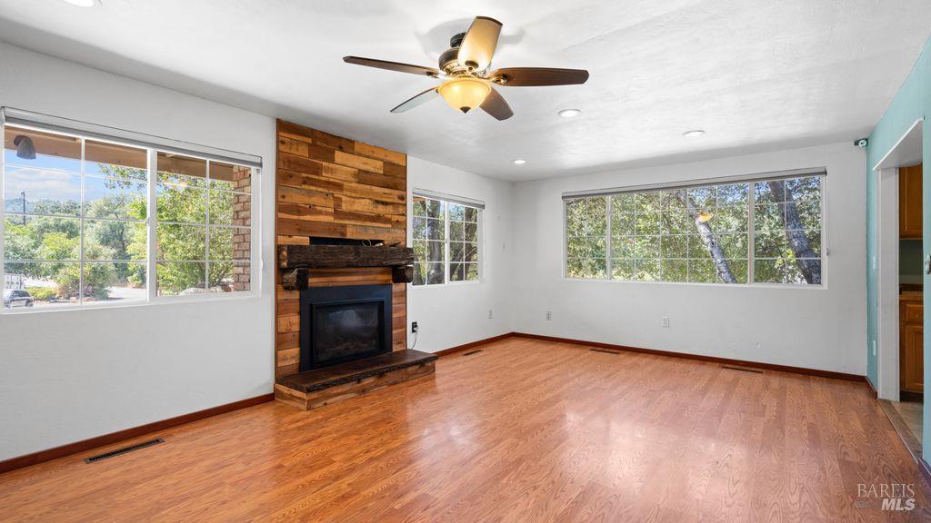 Detail Gallery Image 2 of 49 For 40 El Rancho Dr, Cloverdale,  CA 95425 - 3 Beds | 2 Baths
