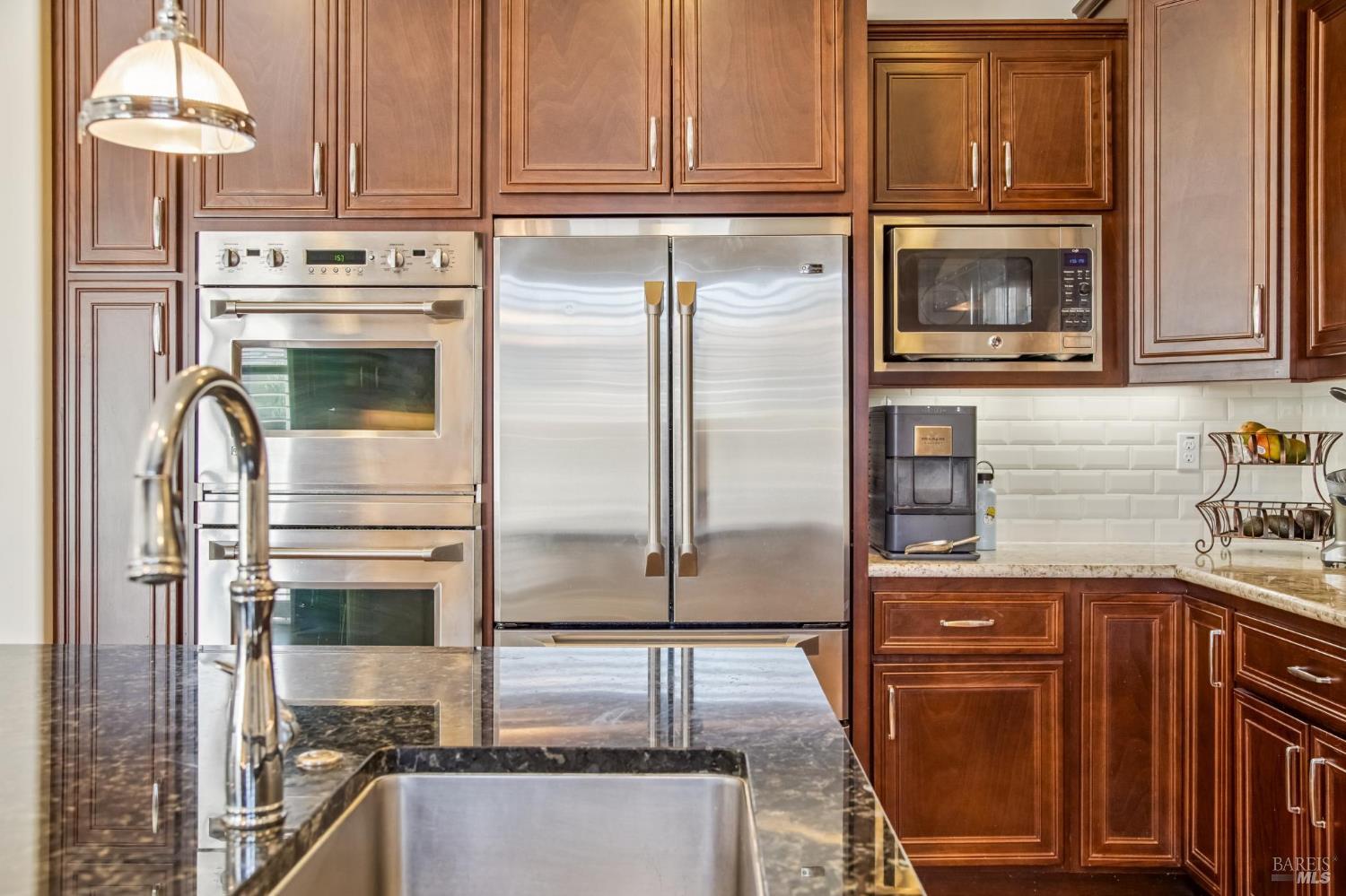 Detail Gallery Image 26 of 85 For 5320 Boulder Ridge Ct, Fairfield,  CA 94534 - 6 Beds | 5 Baths