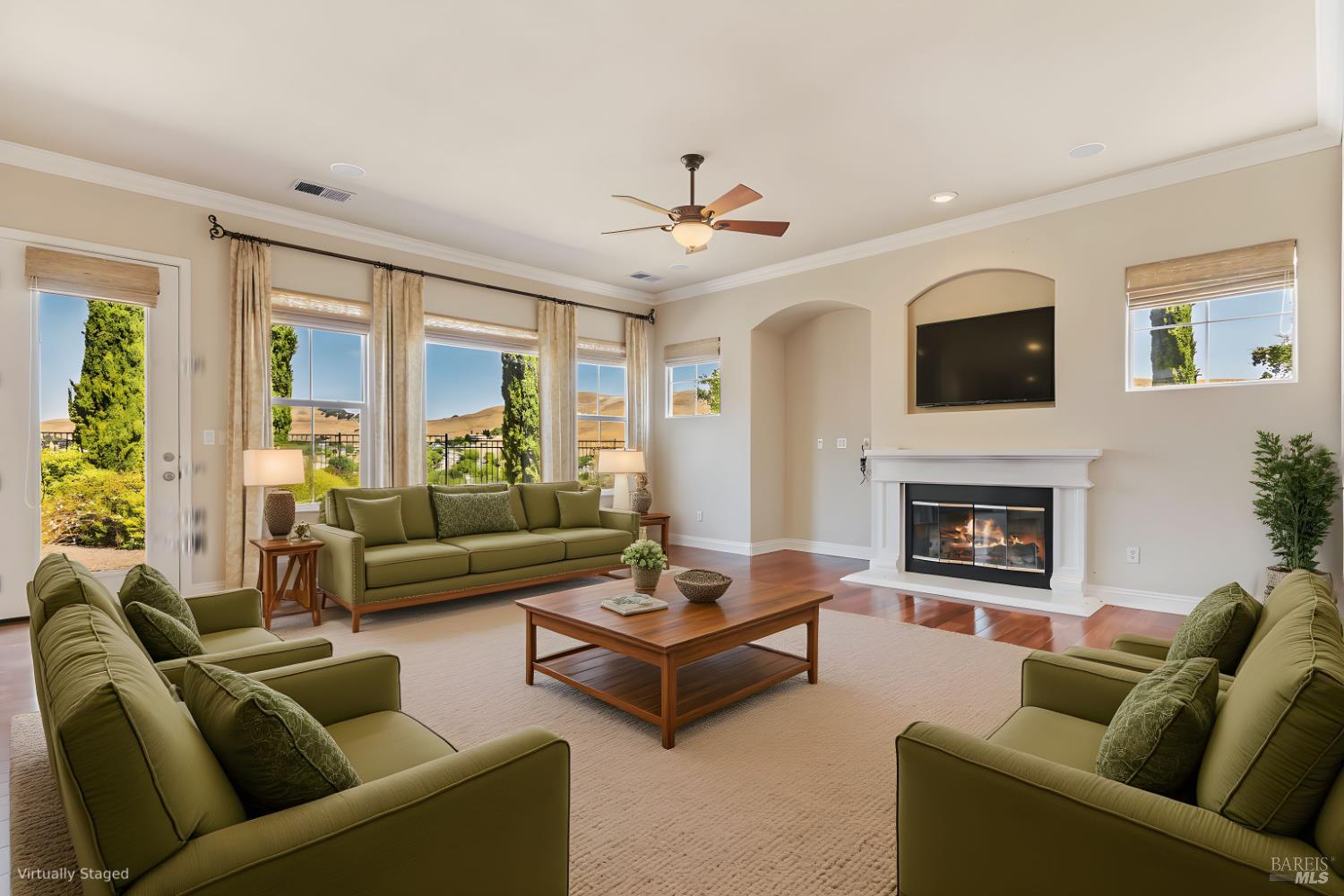 Detail Gallery Image 17 of 45 For 1358 Swainson Ct, Vallejo,  CA 94591 - 3 Beds | 3 Baths