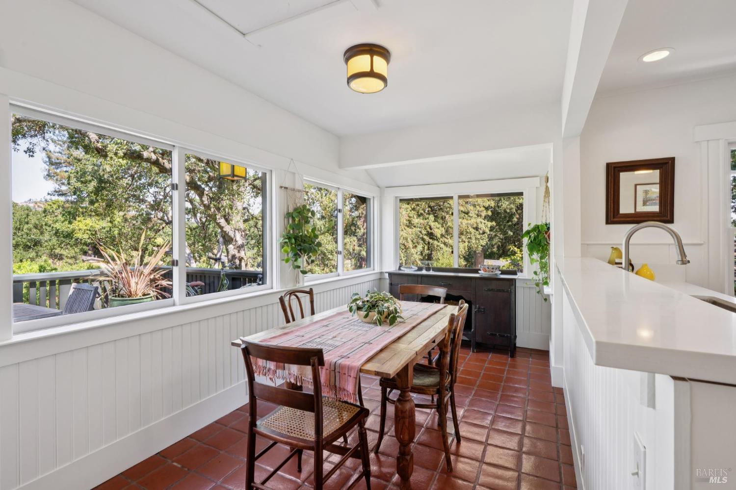 Detail Gallery Image 26 of 73 For 74 Redwood Rd, San Anselmo,  CA 94960 - 4 Beds | 3 Baths