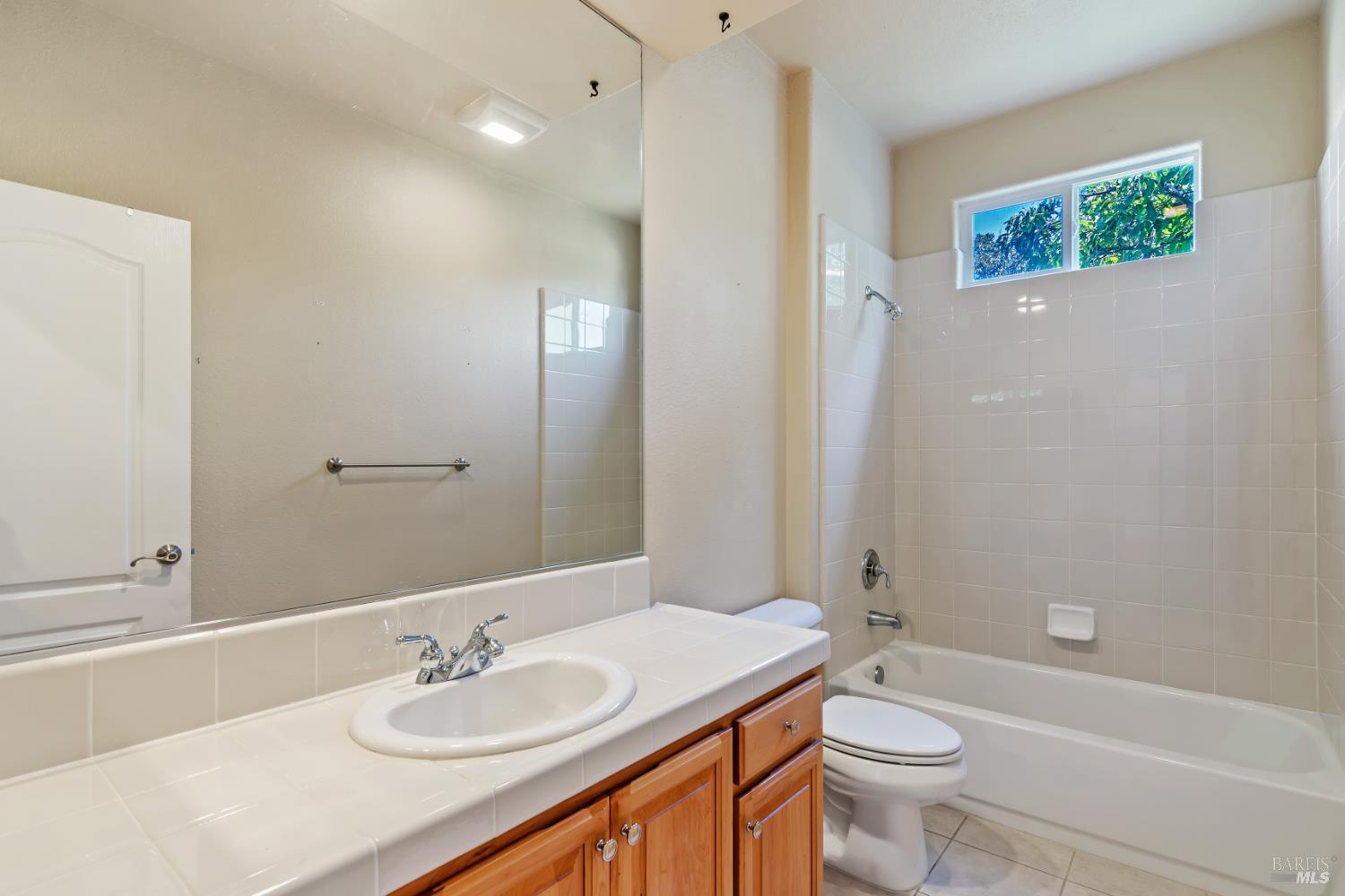 Detail Gallery Image 30 of 45 For 1358 Swainson Ct, Vallejo,  CA 94591 - 3 Beds | 3 Baths