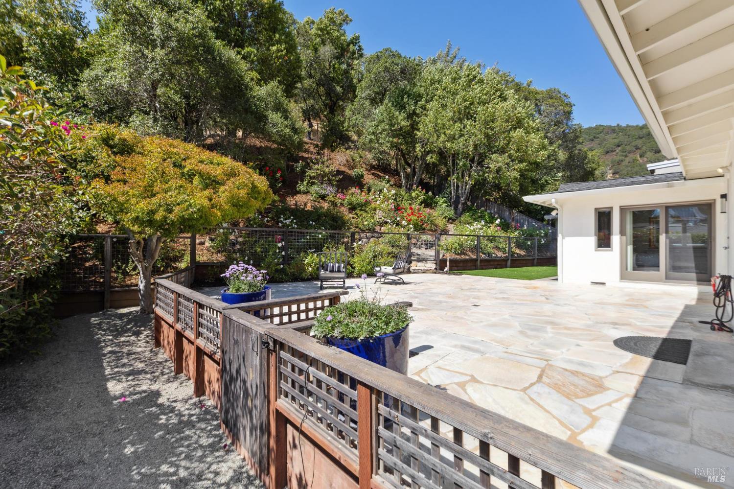 Detail Gallery Image 43 of 55 For 357 Mountain View Ave, San Rafael,  CA 94901 - 4 Beds | 2 Baths