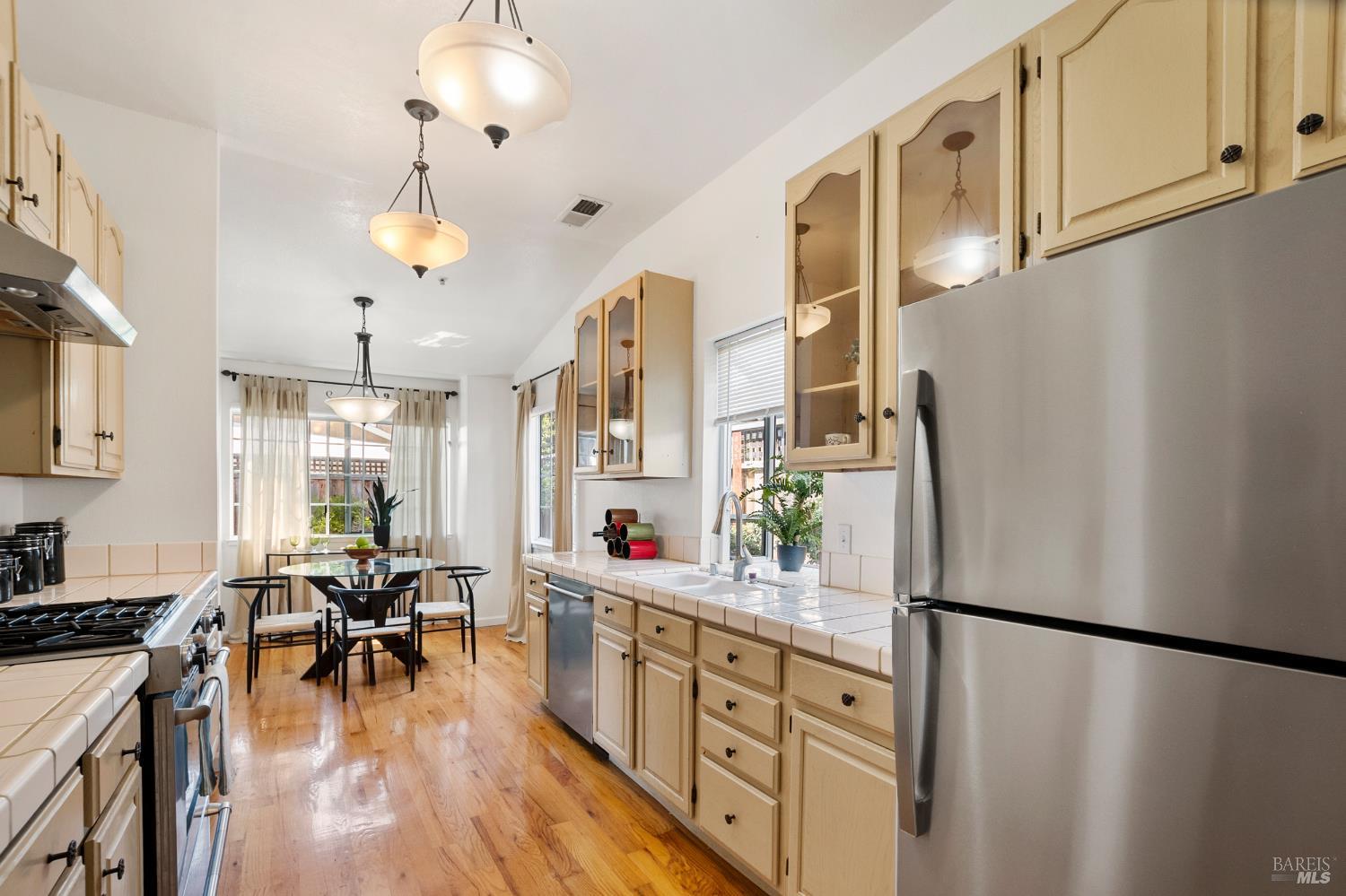 Detail Gallery Image 18 of 43 For 37 Sage Way, Napa,  CA 94559 - 3 Beds | 2 Baths