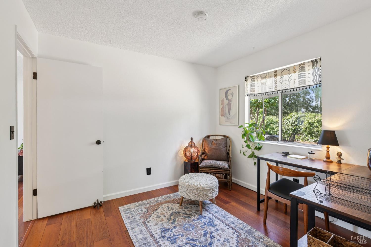 Detail Gallery Image 26 of 41 For 1364 Garmont Ct, Rohnert Park,  CA 94928 - 3 Beds | 2 Baths