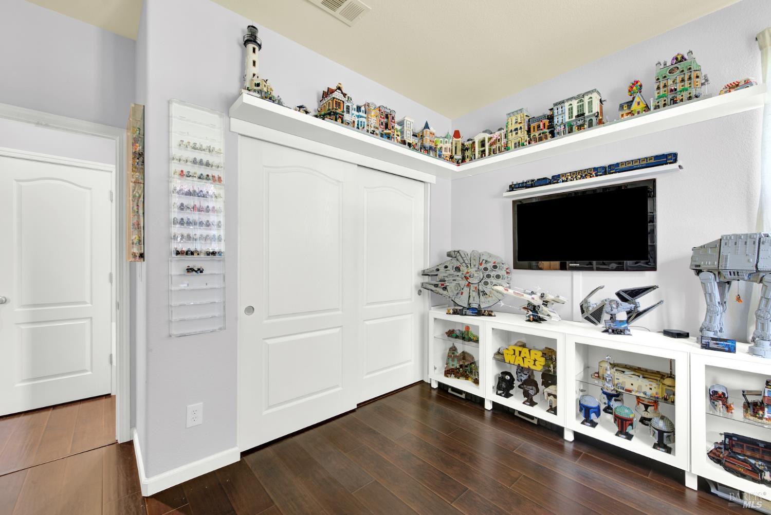 Detail Gallery Image 29 of 73 For 248 via Del Sol Unkn, Vacaville,  CA 95687 - 4 Beds | 3 Baths