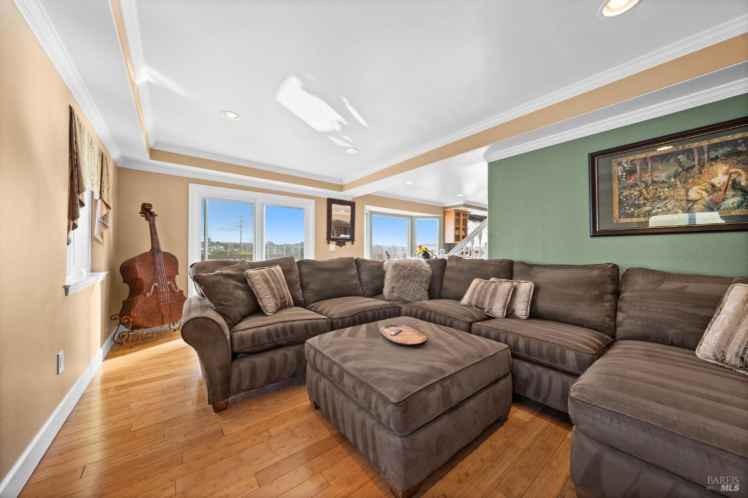 Detail Gallery Image 17 of 66 For 147 Acacia Way, Vallejo,  CA 94591 - 4 Beds | 2/1 Baths
