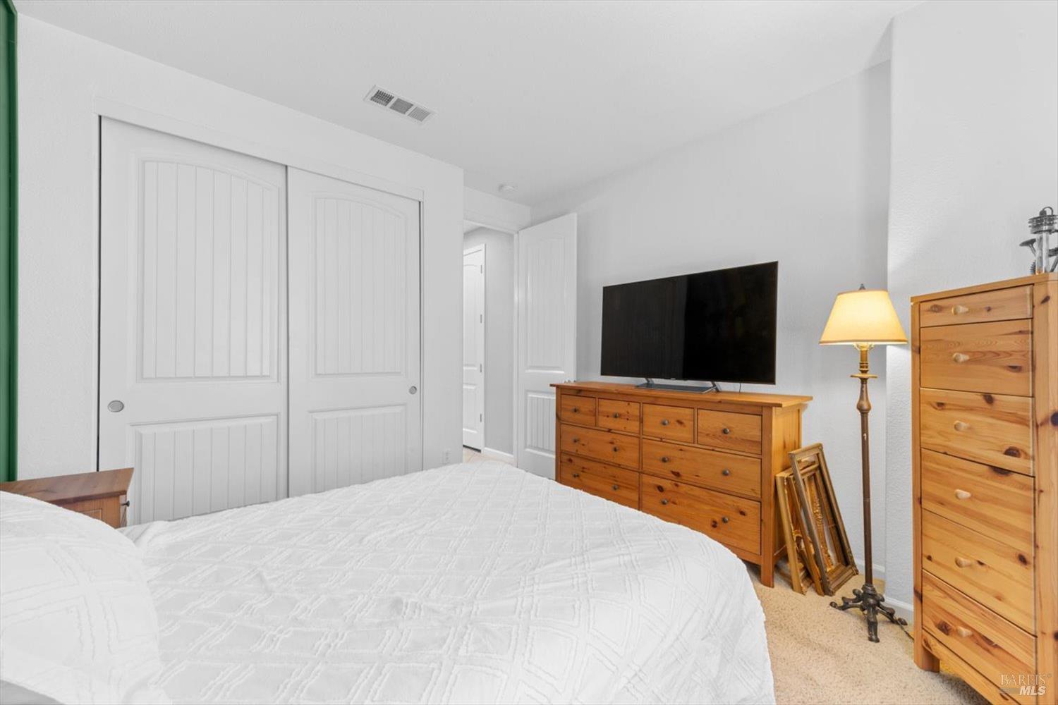 Detail Gallery Image 27 of 67 For 424 Cache Ct, Vacaville,  CA 95688 - 4 Beds | 3 Baths