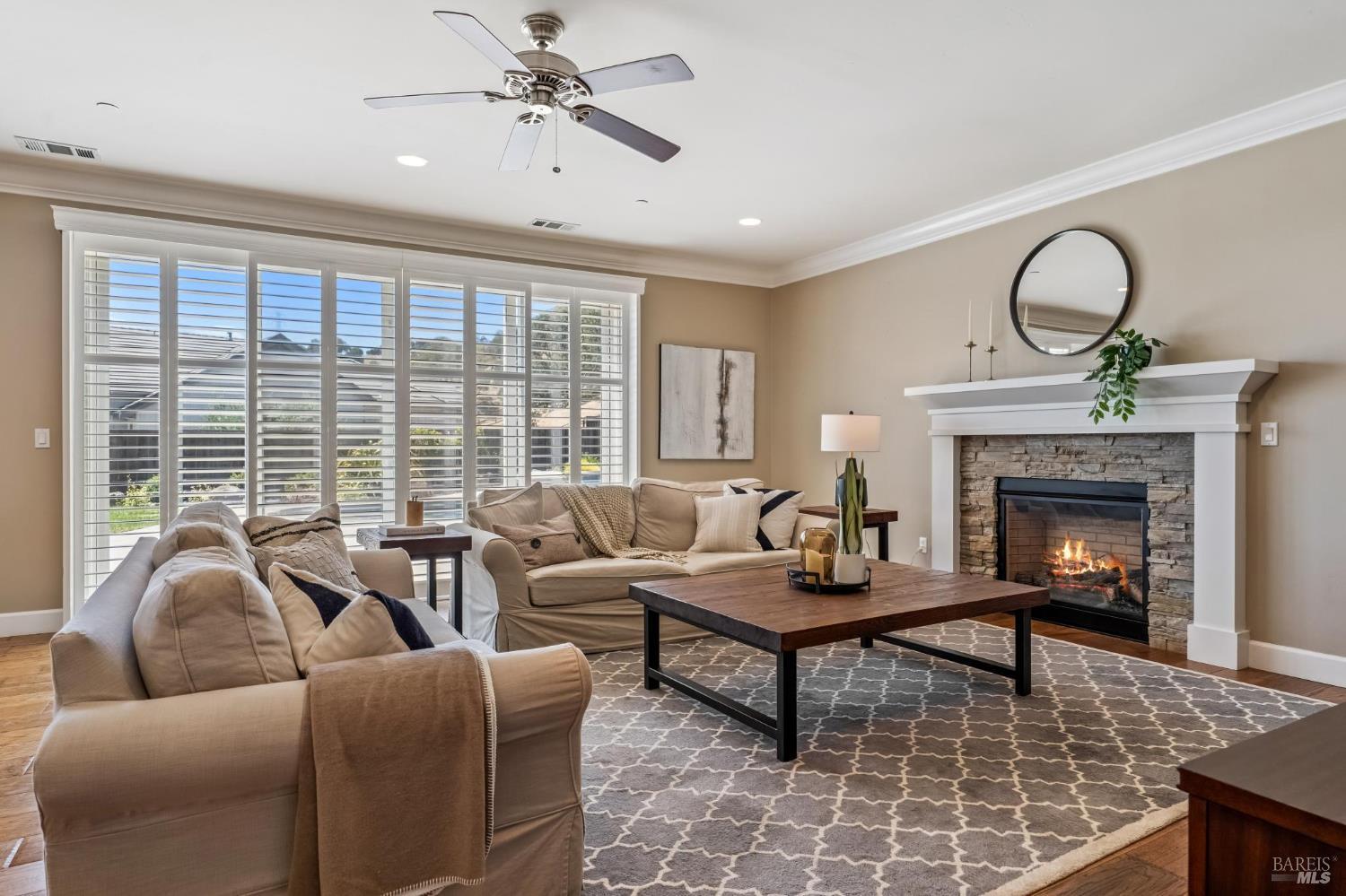 Detail Gallery Image 15 of 85 For 5320 Boulder Ridge Ct, Fairfield,  CA 94534 - 6 Beds | 5 Baths