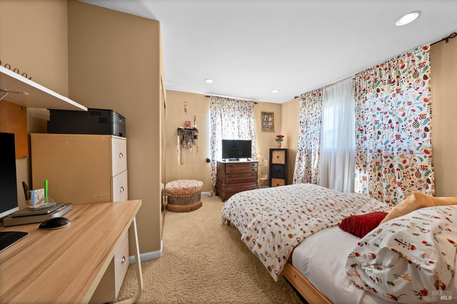 Detail Gallery Image 24 of 66 For 147 Acacia Way, Vallejo,  CA 94591 - 4 Beds | 2/1 Baths