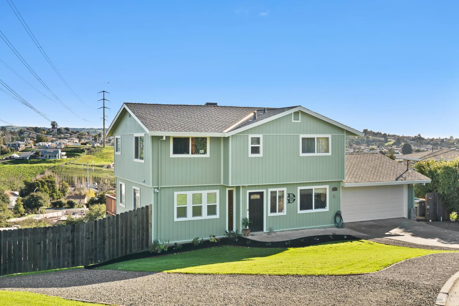 Detail Gallery Image 1 of 66 For 147 Acacia Way, Vallejo,  CA 94591 - 4 Beds | 2/1 Baths