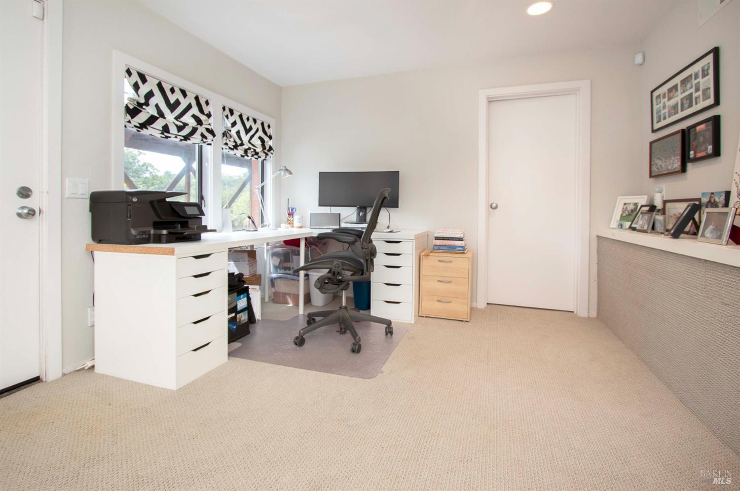 Detail Gallery Image 25 of 28 For 2 Vasco Dr, Mill Valley,  CA 94941 - 4 Beds | 3 Baths