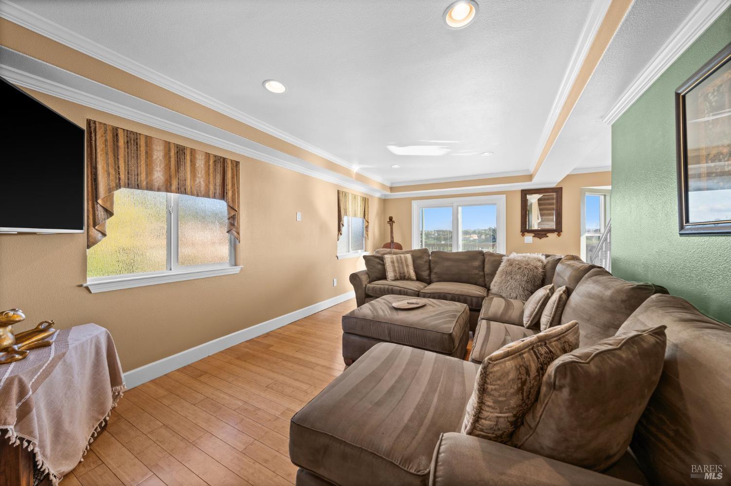 Detail Gallery Image 18 of 66 For 147 Acacia Way, Vallejo,  CA 94591 - 4 Beds | 2/1 Baths