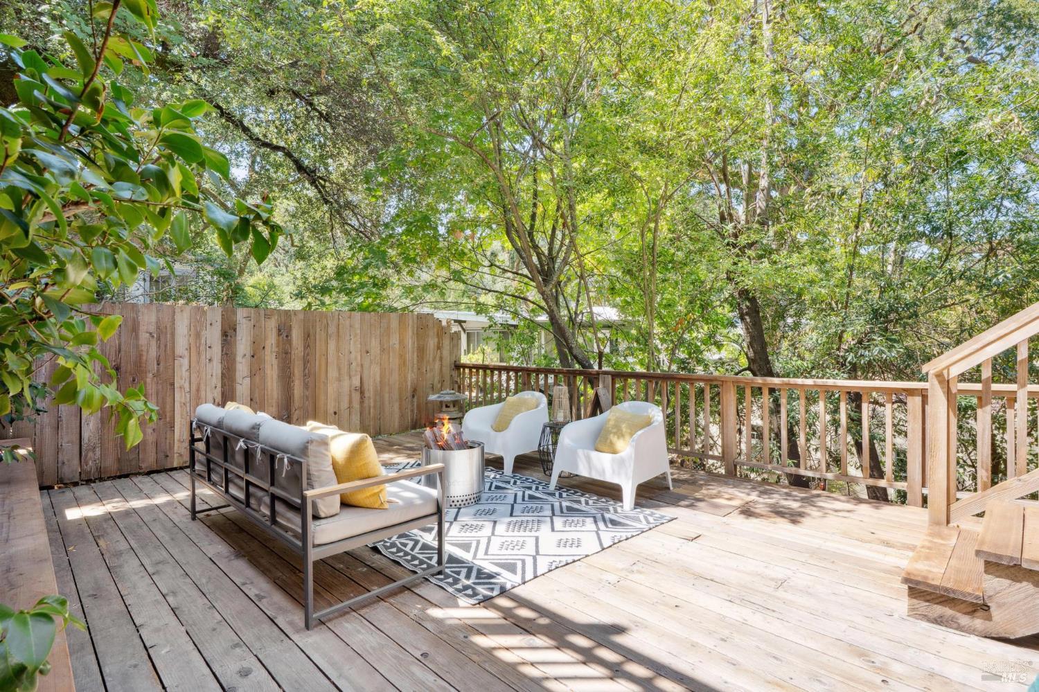 Detail Gallery Image 54 of 73 For 74 Redwood Rd, San Anselmo,  CA 94960 - 4 Beds | 3 Baths