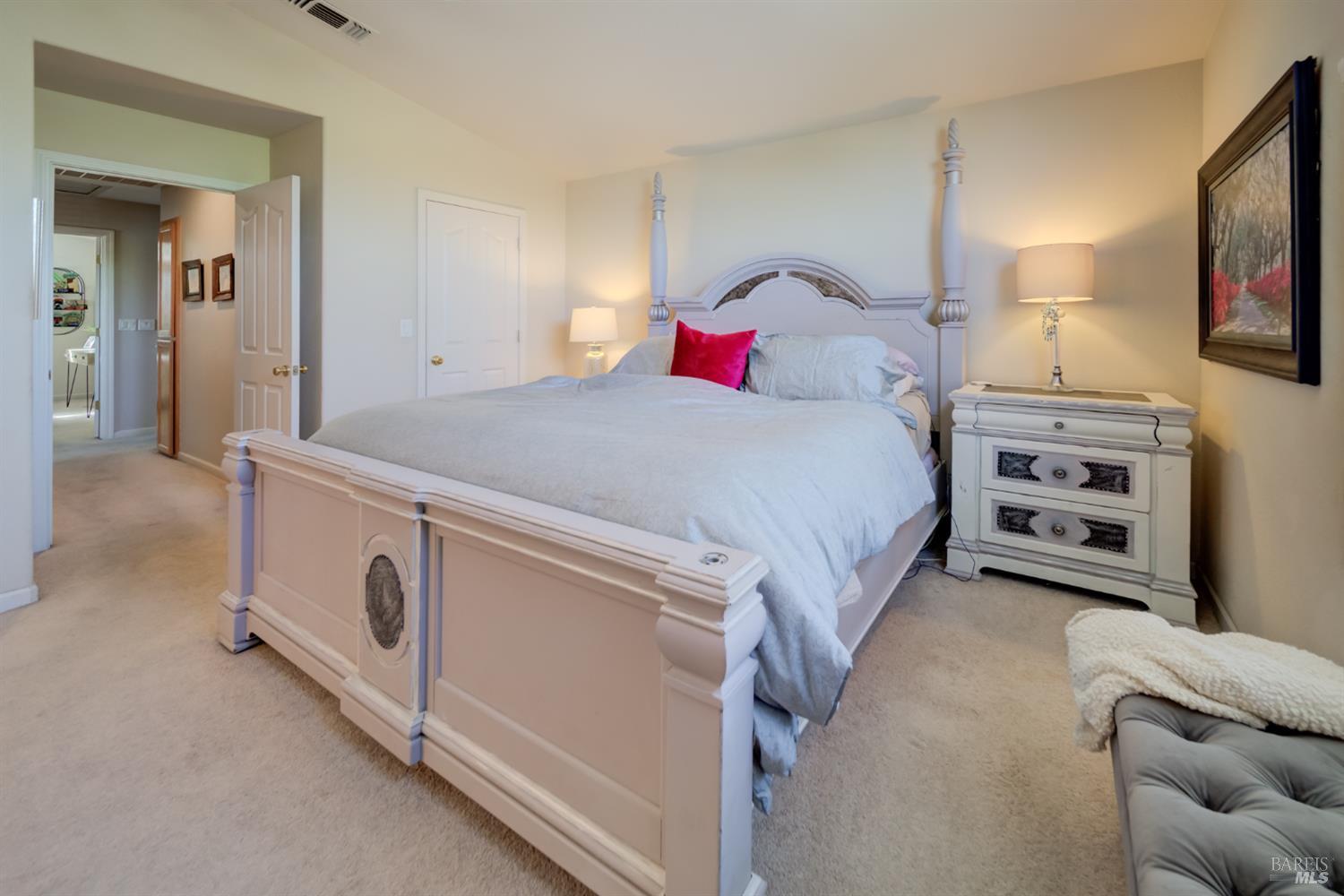 Detail Gallery Image 18 of 30 For 524 Feather River Way, Vacaville,  CA 95688 - 4 Beds | 3 Baths