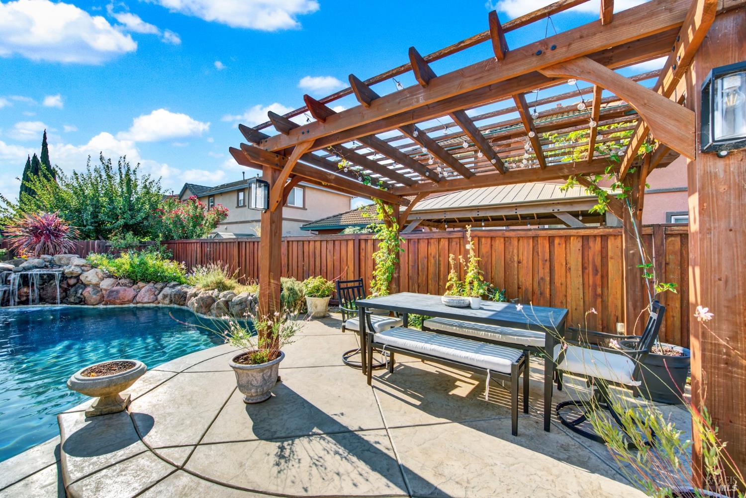 Detail Gallery Image 64 of 73 For 248 via Del Sol Unkn, Vacaville,  CA 95687 - 4 Beds | 3 Baths