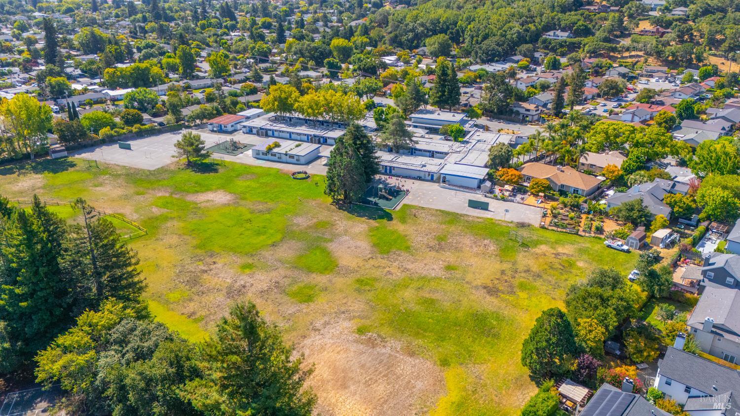 Detail Gallery Image 77 of 78 For 14 St. Paul Cir, Novato,  CA 94947 - 4 Beds | 2 Baths