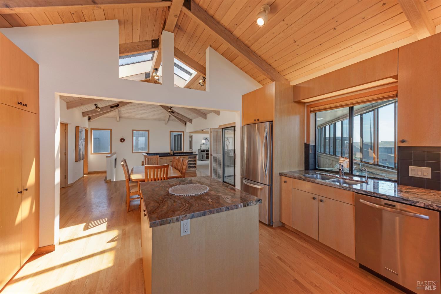 Detail Gallery Image 17 of 59 For 1011 Sea Eagle Loop, Bodega Bay,  CA 94923 - 4 Beds | 2/1 Baths