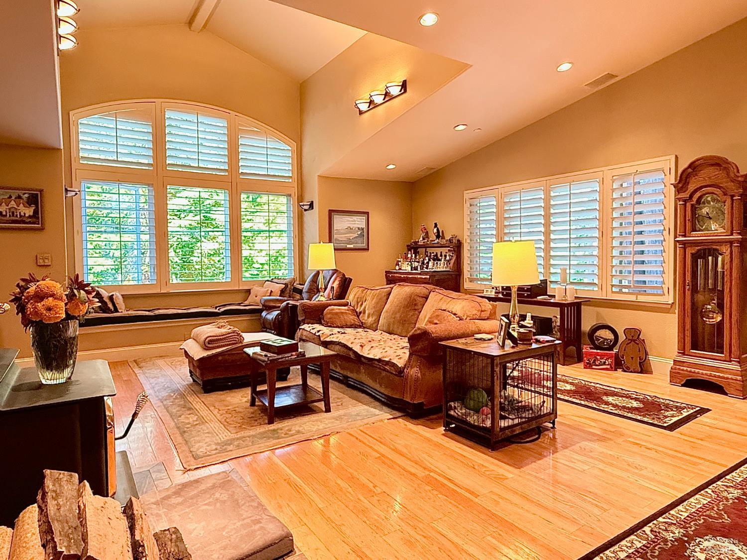 Detail Gallery Image 15 of 46 For 14235 Armstrong Woods Rd, Guerneville,  CA 95446 - 2 Beds | 2 Baths