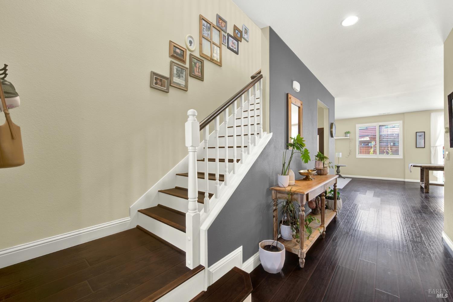 Detail Gallery Image 31 of 73 For 248 via Del Sol Unkn, Vacaville,  CA 95687 - 4 Beds | 3 Baths
