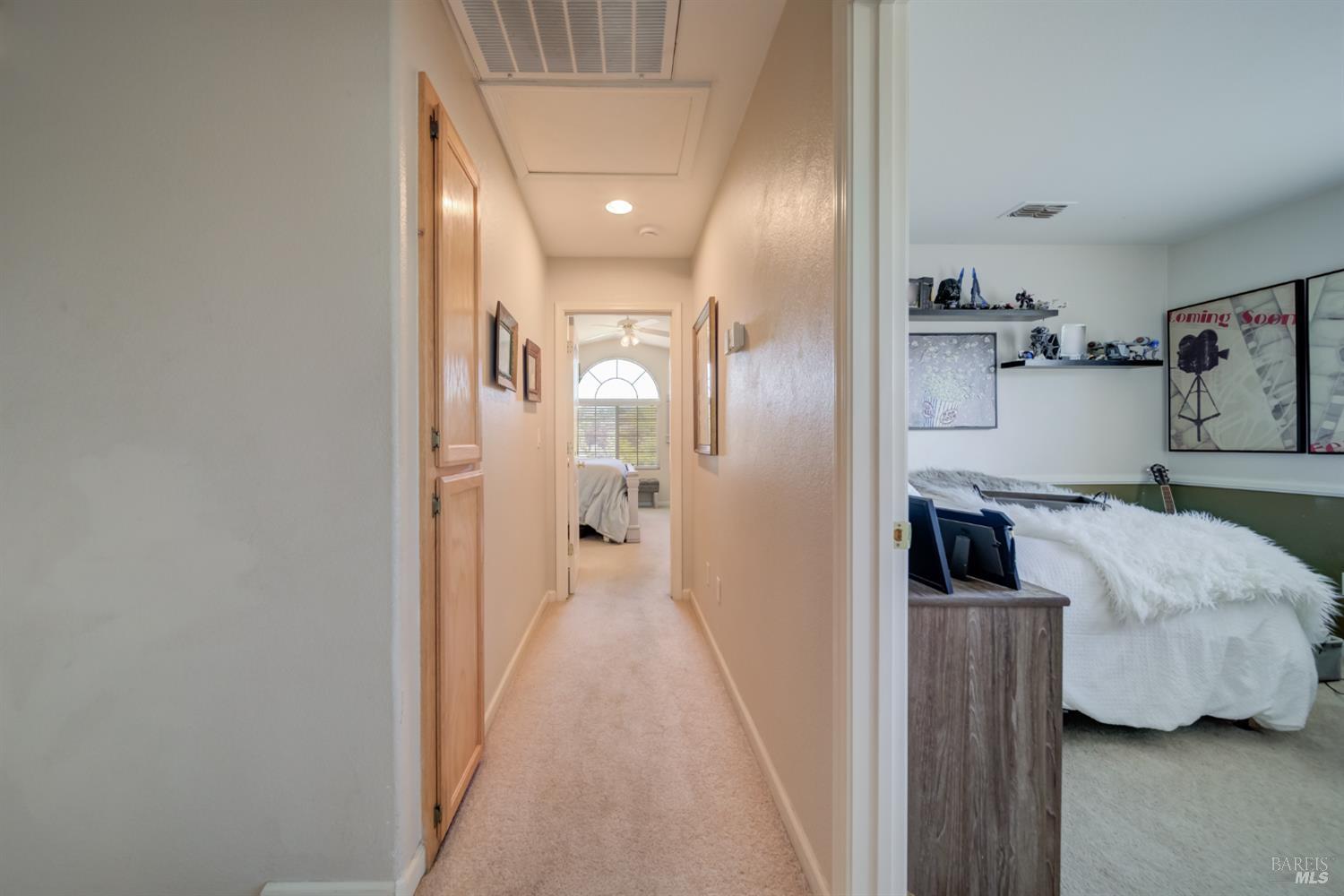 Detail Gallery Image 22 of 30 For 524 Feather River Way, Vacaville,  CA 95688 - 4 Beds | 3 Baths